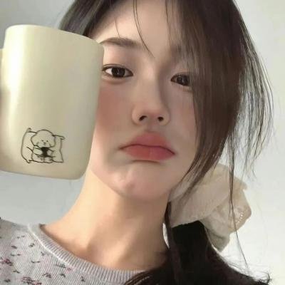 纯真小镇的夫人